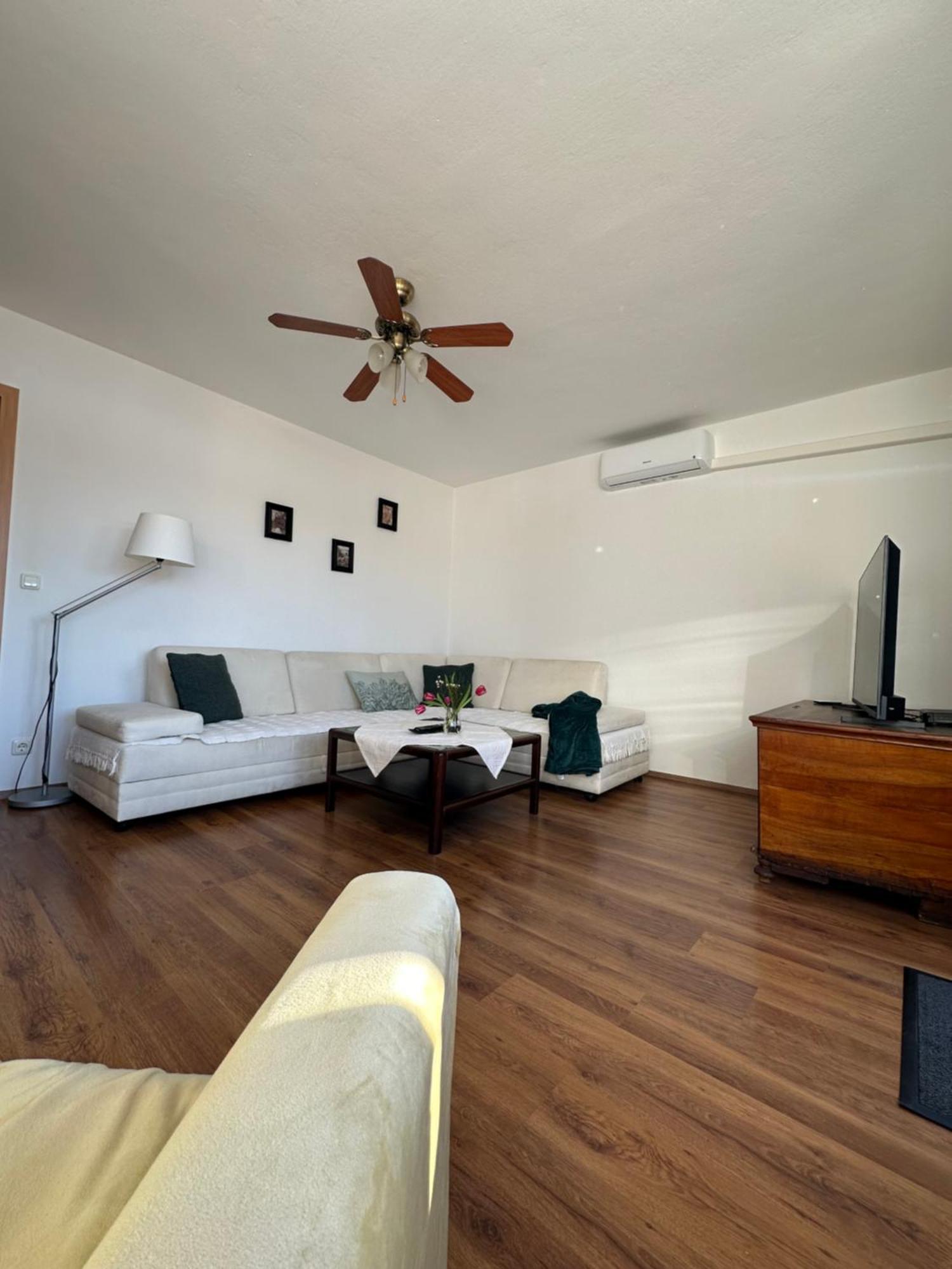 Vanessa Apartment Любляна Экстерьер фото